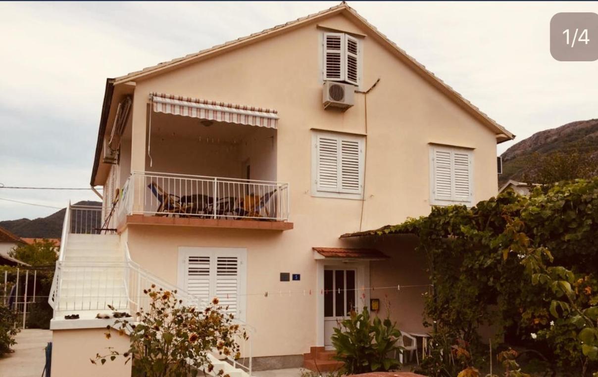 Anita Guest House Tivat Dış mekan fotoğraf